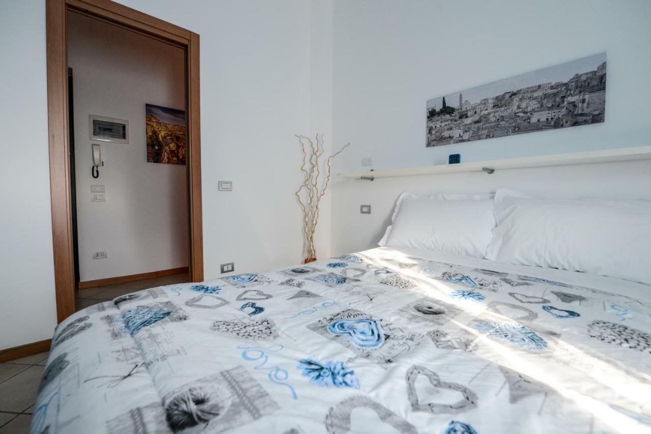 Uno Sguardo Sui Sassi Bed & Breakfast Матера Екстериор снимка